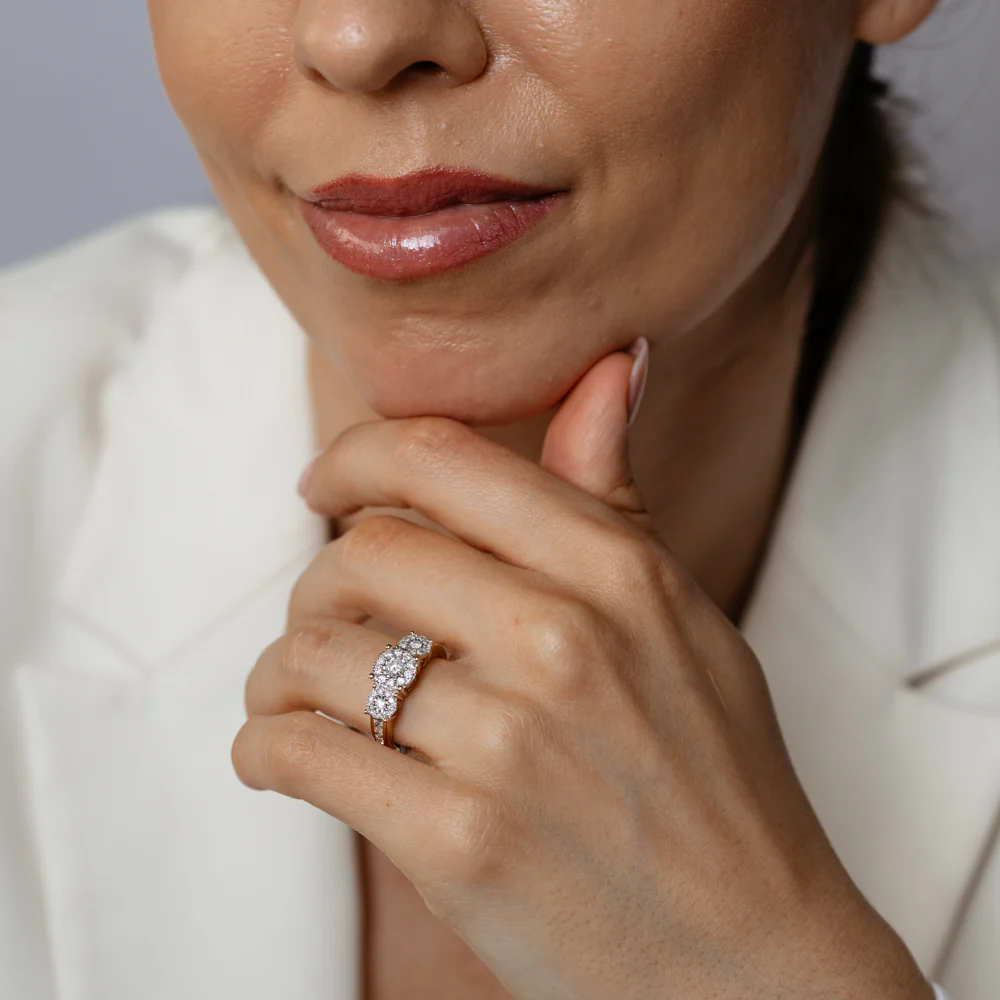 0.69 Carat Diamond Trilogy Ring in 14ct Yellow Gold - Image 3