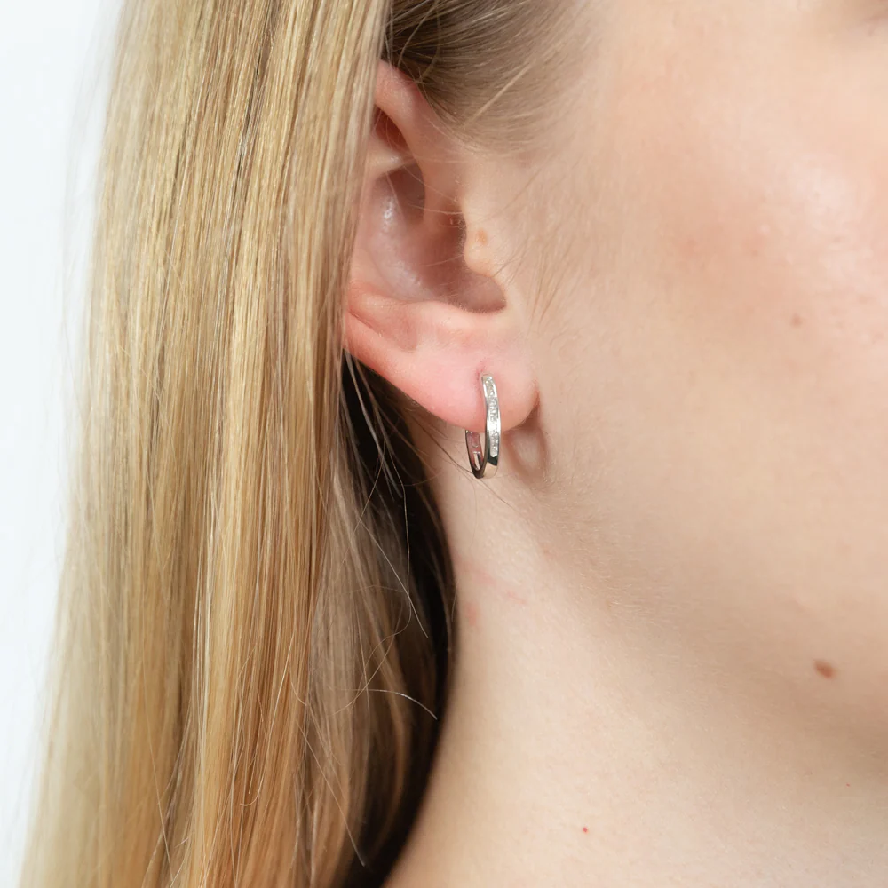 9ct White Gold Hoop Earrings with 20 Brilliant Diamonds - Image 2