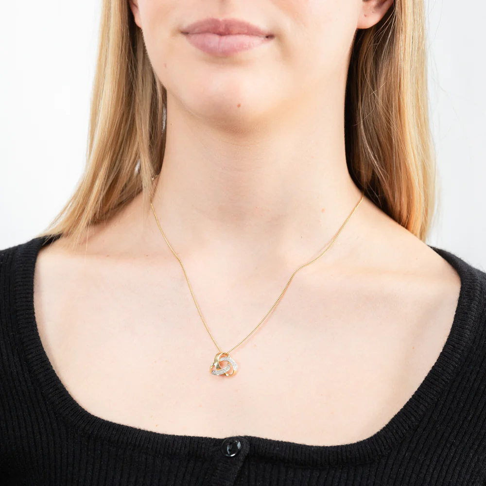 9ct Yellow Gold Classic Diamond Pendant - Image 3