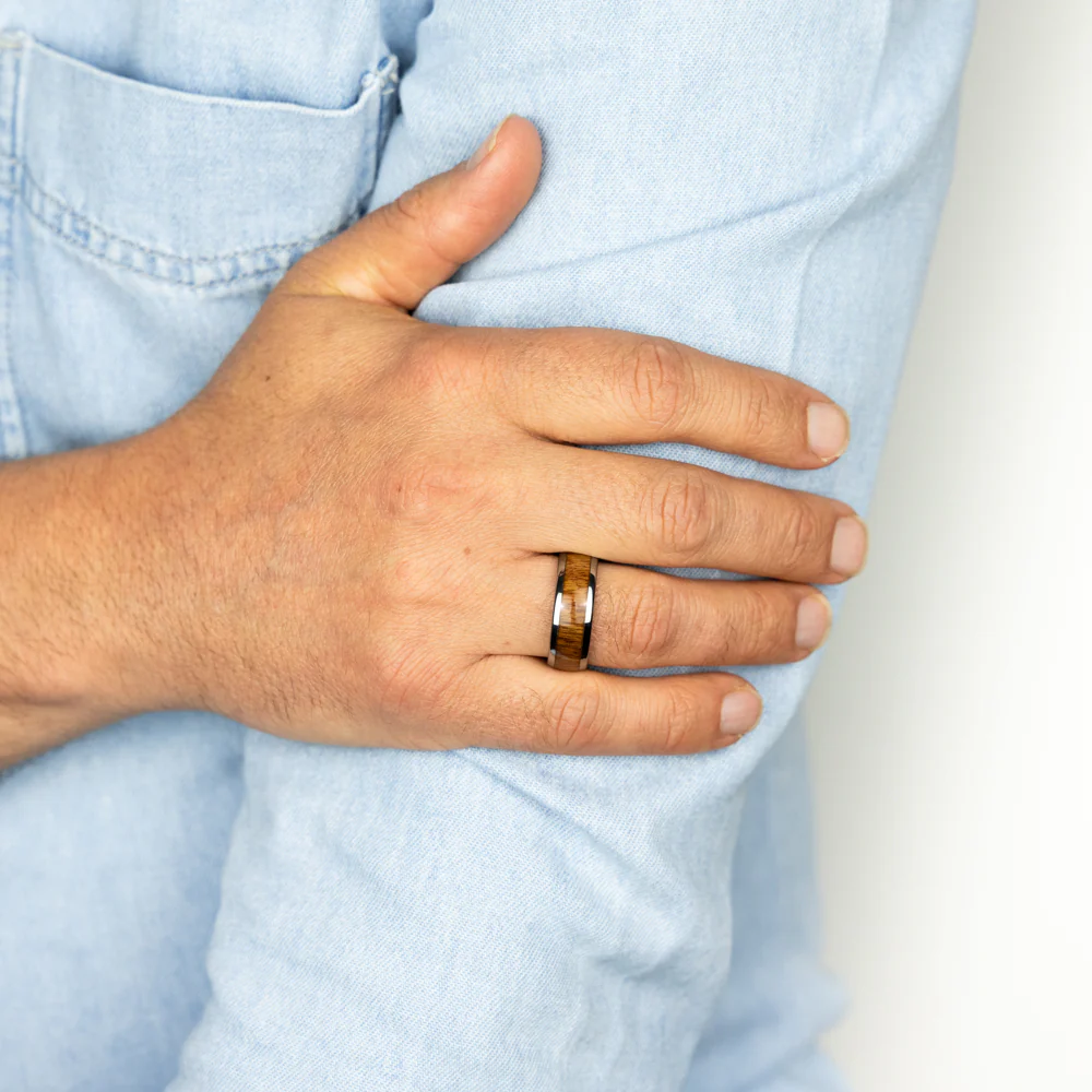 Tungsten Brown Wood Pattern Center Line 8mm Ring - Image 3
